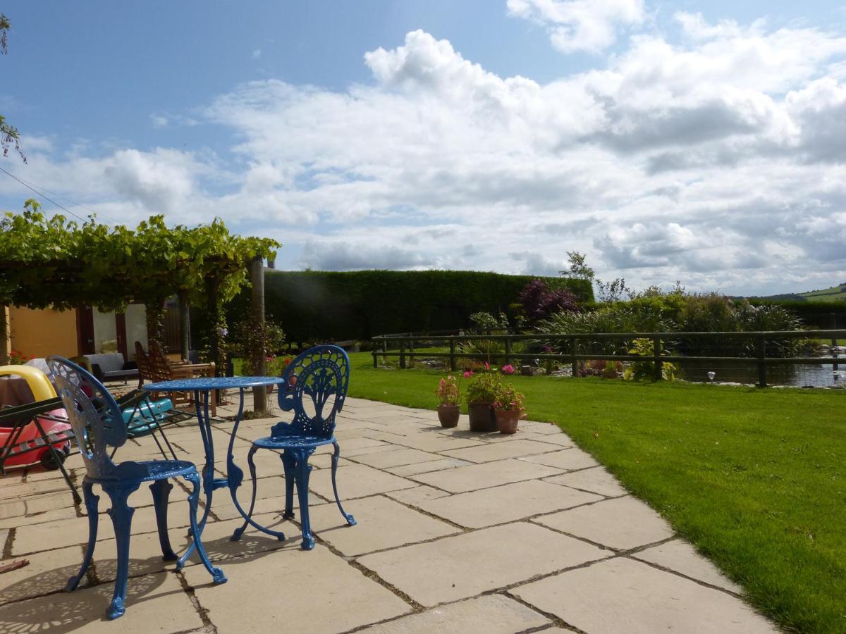 The Old Granary Villa Launceston Exterior photo